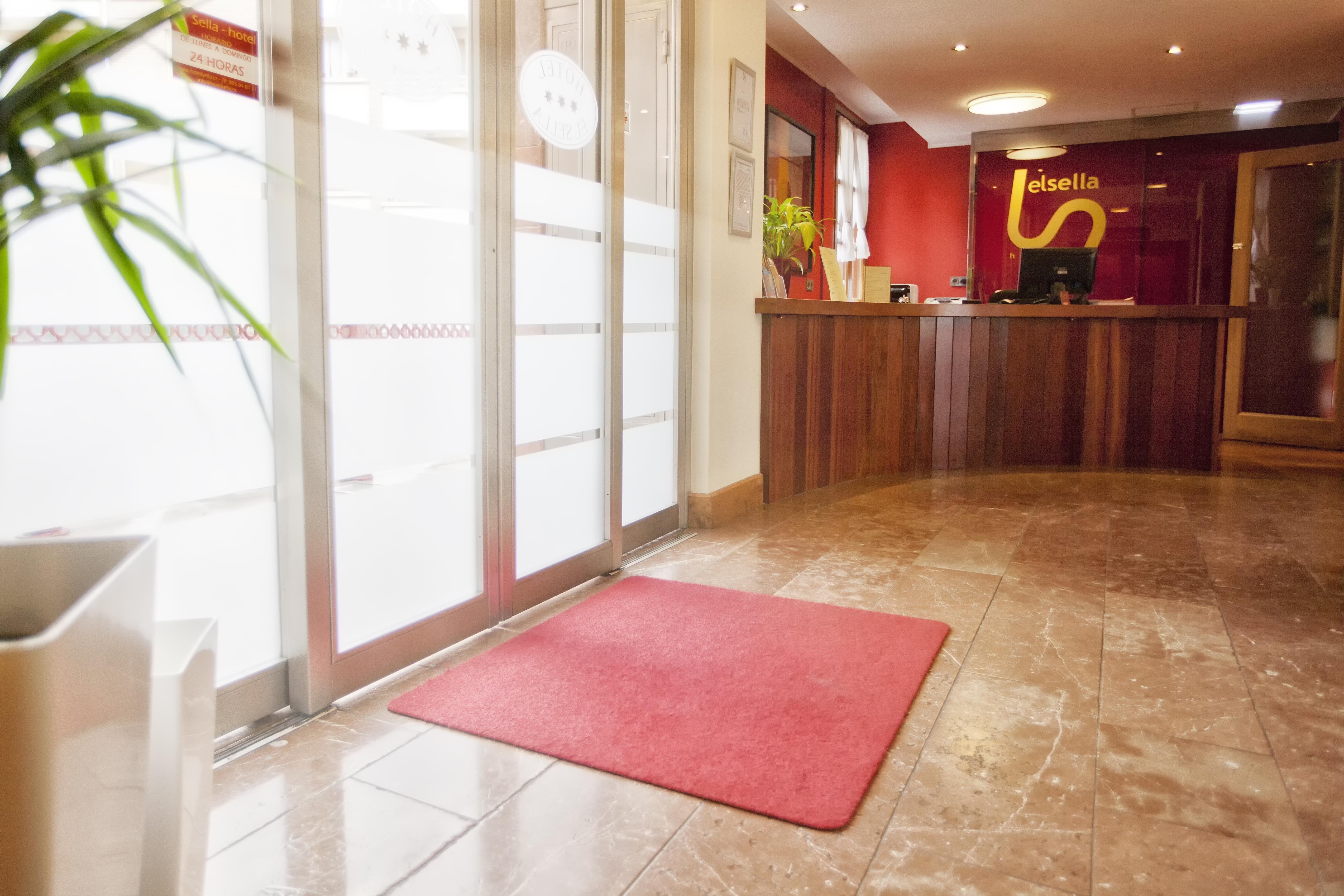 Hotel El Sella Cangas de Onis Exterior photo